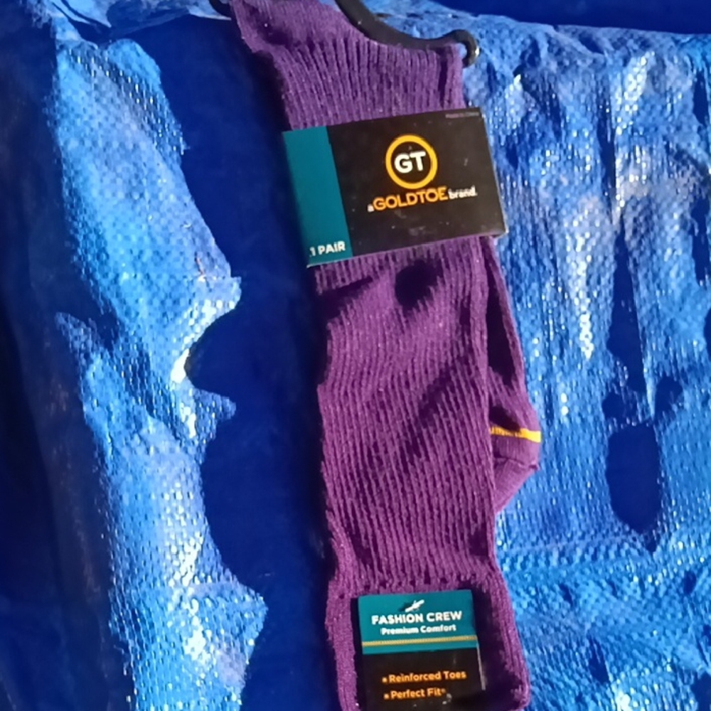 Gold Toe Men's Rich Purple Crew Socks